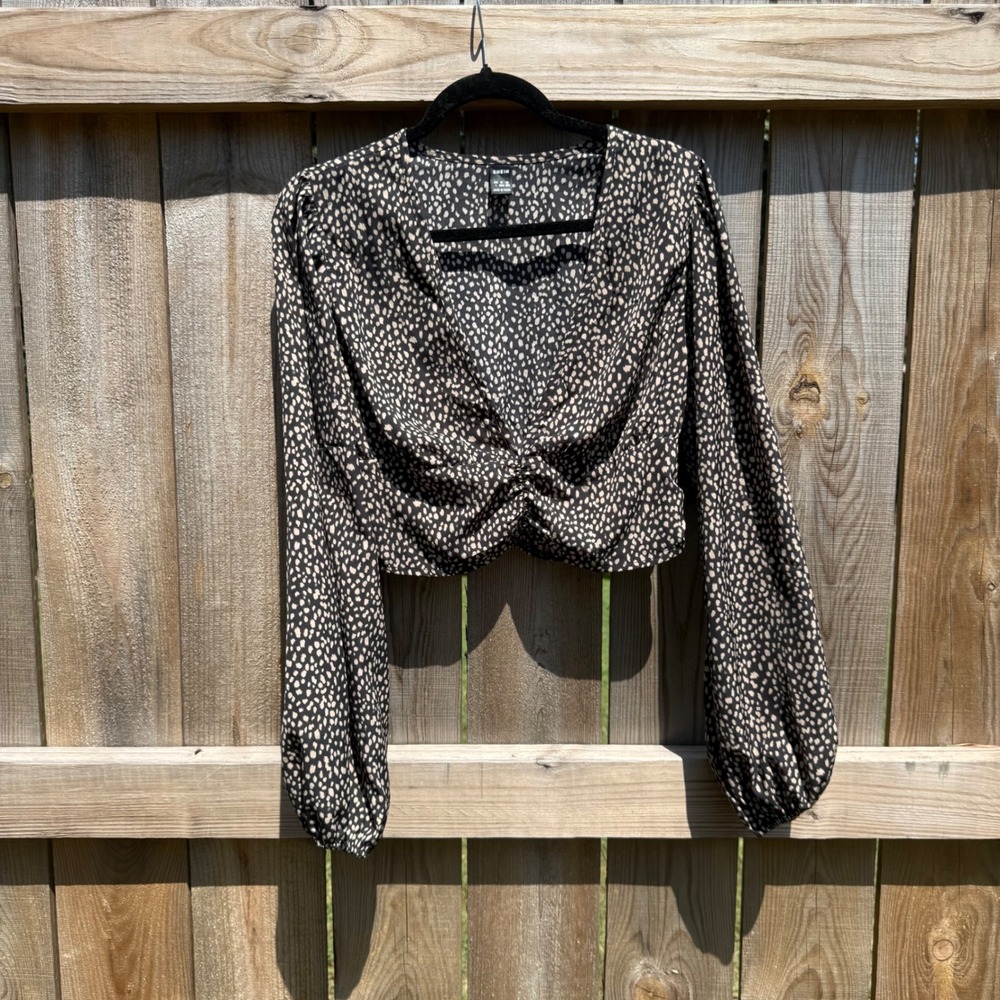 SHEIN Women Leopard Print Twist Front V-Neck Crop Top Long Sleeve Blouse Black L